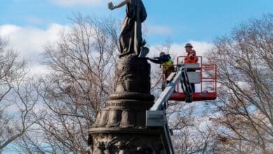 Museums and parks must eliminate some articles related to race and gender: Executive order