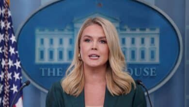 Trump announces 25% tariffs in imported cars, increasing the global trade war