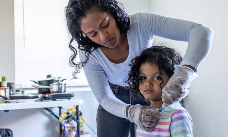 4 years of Mexico that receives 'medical treatment that saves lives' can remain in the US
