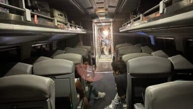 Amtrak passengers evacuated after the train darkens in the Baltimore without energy tunnel, AC