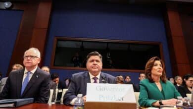 Photo: Governors Tim Walz, JB Pritzker and Kathy Hochul attend an audience of the Chamber's Supervision Committee with United States governors on state policies with respect to undocumented migrants, in Capitol Hill in Washington, on June 12, 2025.