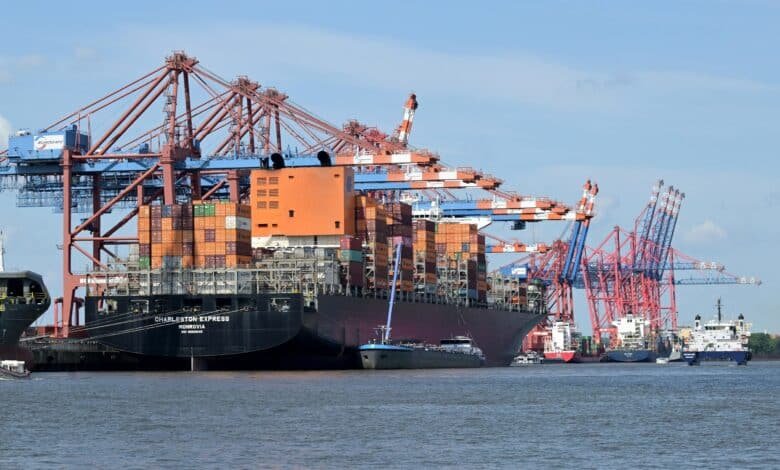 The United States trade deficit was significantly reduced in the midst of Trump's rates escalation