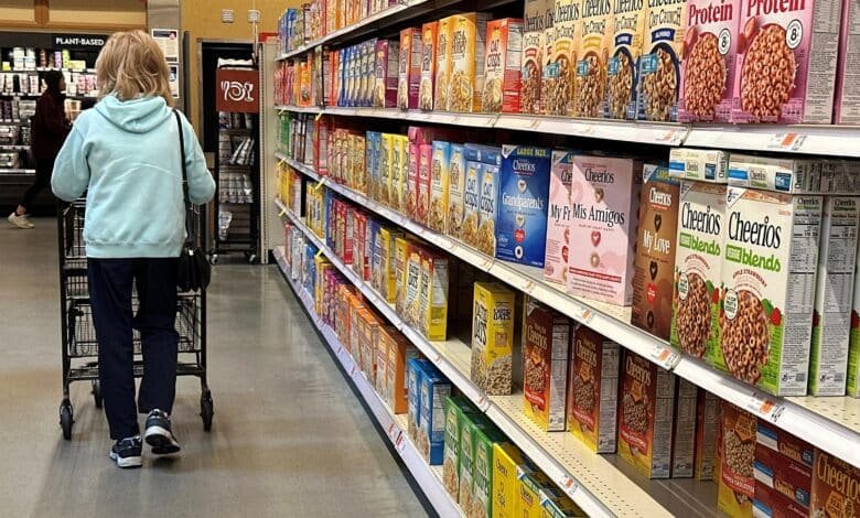 The feeling of the consumer improves more than expected as Trump reverges tariffs