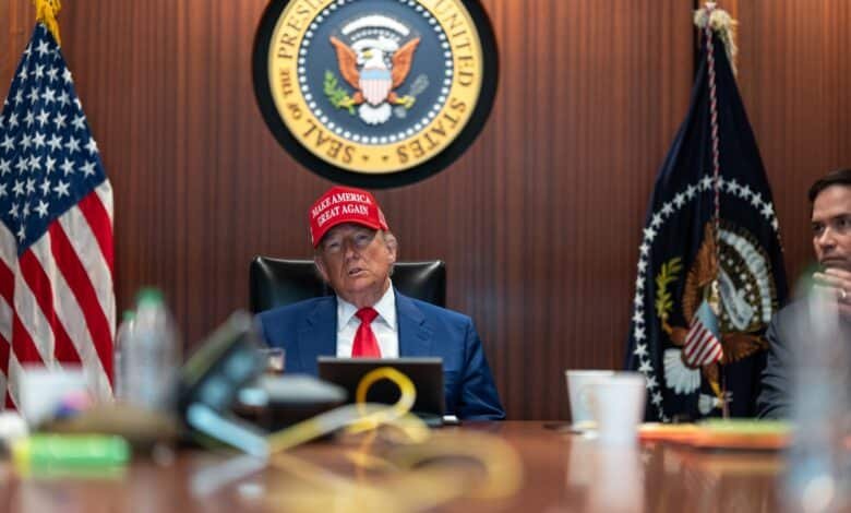 Trump says that the United States reaches 3 Iranian nuclear sites, sinking the United States in conflict