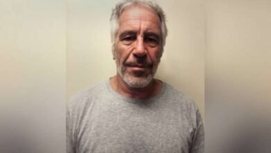 DOJ, FBI Review does not find Jeffrey Epstein's customer 'list, confirms suicide: Memo
