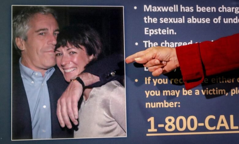 Photo: Jeffrey Epstein, Ghislaine Maxwell