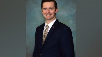 The councilor of Virginia burned in a personal attack in his office: Police