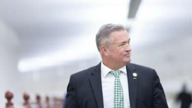 The representative Bacon supports Trump's tax bill despite the changes in Medicaid, urges the support of the Republican party