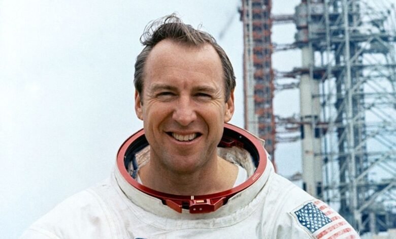 Jim Lovell, commander of the Apollo 13 mission, dies at 97