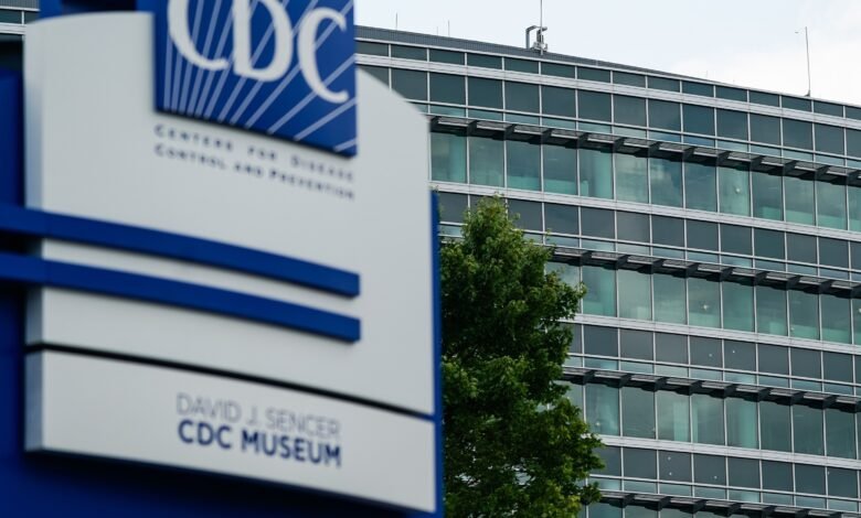Mass dismissals, resignations and important vaccine policy changes: agitation timeline in CDC