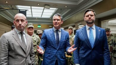 The Devils Vance, Hegseth in Photo OP to thank the National Guard troops in DC
