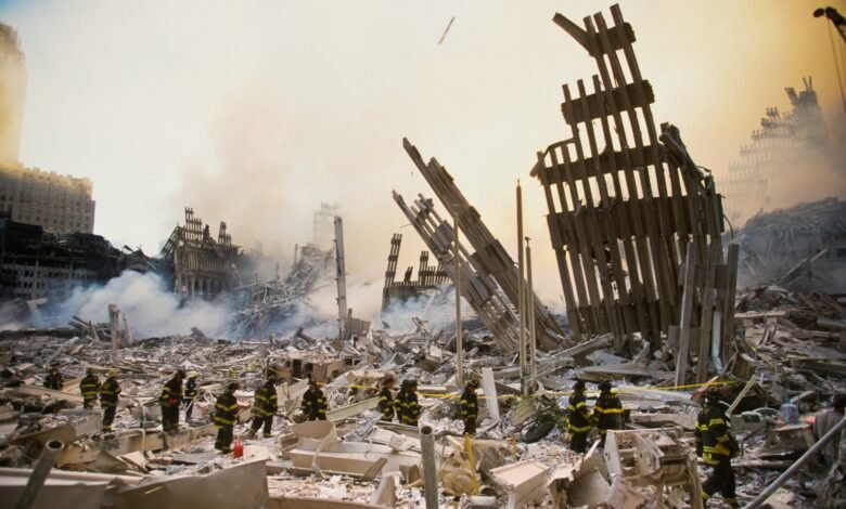 The debris of the World Trade Center Ardenan after the terrorist attacks on September 11, 2001 in New York.