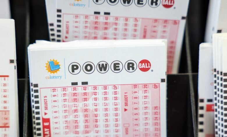 Winning numbers at Saturday's raffle for a $ 700 million powerball major prize