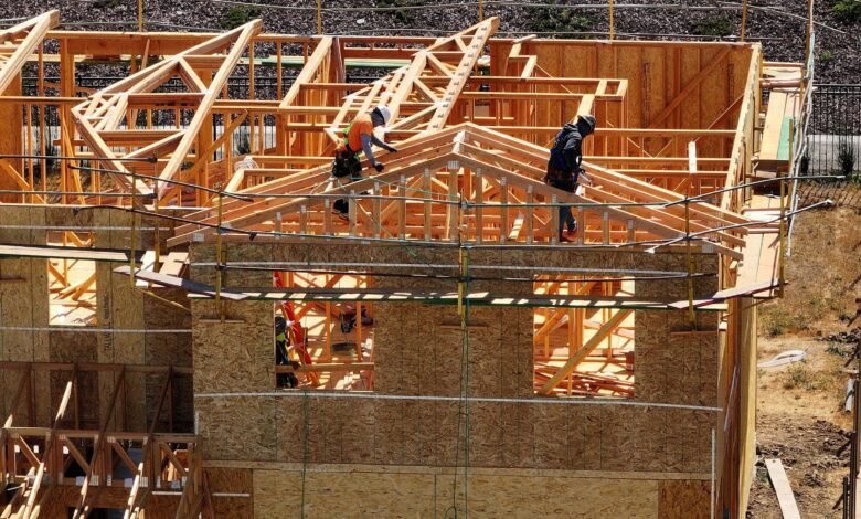 Employment cuts in the United States fired in August, says the compilation company