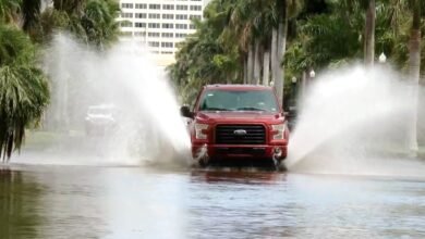 Flood threats impact parts of the west, the hot and stormy climate continues in Florida