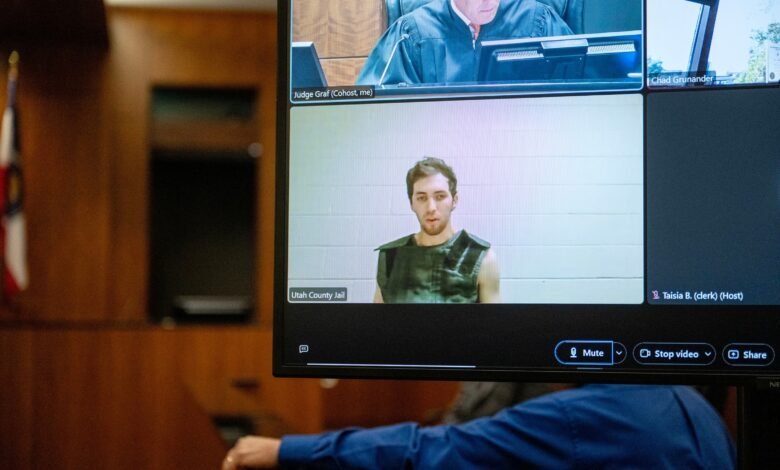 Photo: Charlie Kirk shot the suspect Tyler Robinson processed on the Utah court