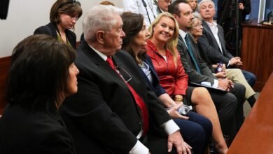 Photo: A Judge of Michigan dismissed the criminal cases against 15 people accused of acting as electors for President Donald Trump in the 2020 elections, on September 9, 2025 in Lansing, Mich.