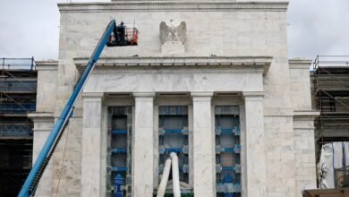 The president of the Fed, Powell, says that the increase in inflation and the slow hiring pose "challenging situation"