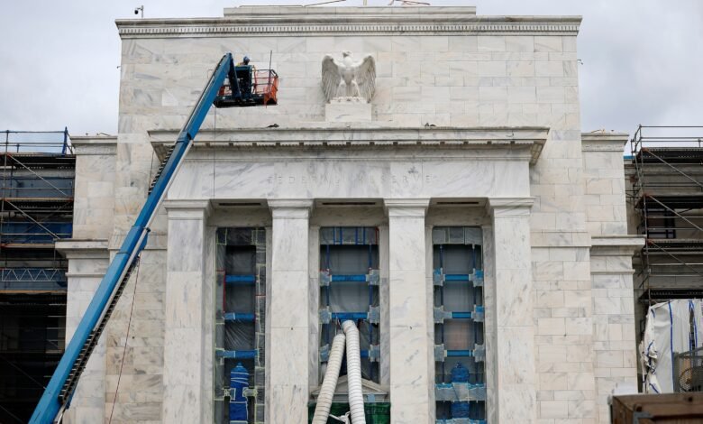 The president of the Fed, Powell, says that the increase in inflation and the slow hiring pose "challenging situation"