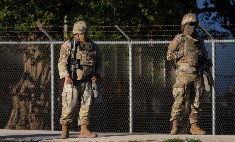PHOTO: National Guard arrives at Army Reserve Training Center south of Chicago
