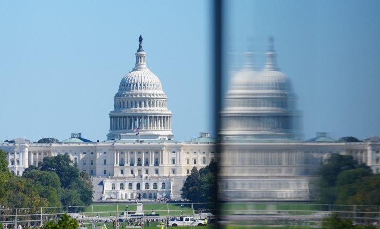 Government closing updates: The Senate will vote on Monday in Stopgap financing measures