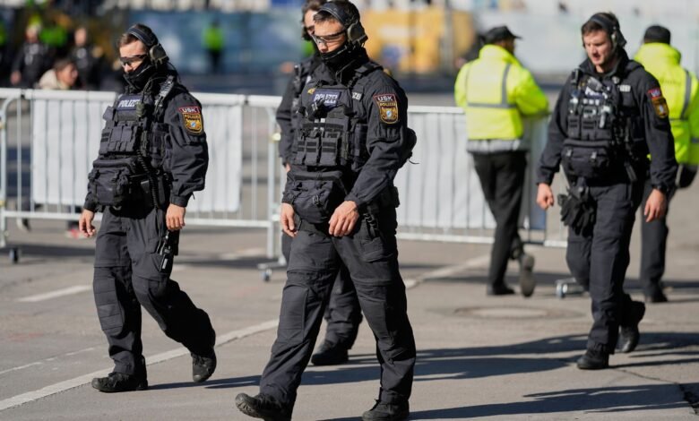 Munich Oktoberfest closed after the bomb threat and mortal explosion, according to the police