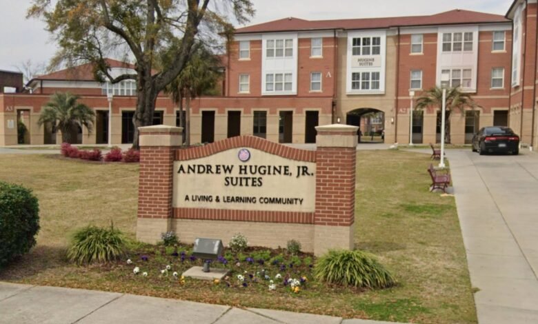 South Carolina State University in Lockdown after informing the shooting in the bedroom