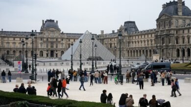 The manhunt begins for four suspects after the theft of "priceless" jewels at the Louvre in Paris