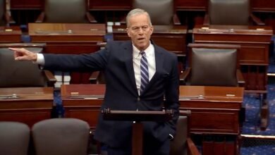 Government shutdown updates: Schumer outlines Democrats' offer, Republicans ignore proposal