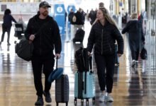 More than 850 flights canceled in the US early Wednesday, according to tracker