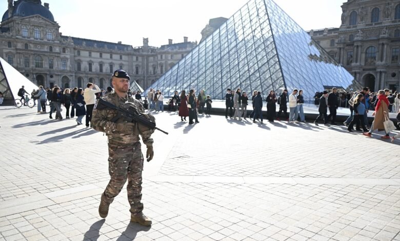PHOTO: A soldier patrols in the courtyard of the Louvre museum, Thursday, October 30, 2025 in Paris.