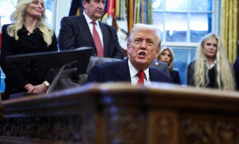 Trump minimizes economic problems as a partisan spin and says: "Costs are very low"