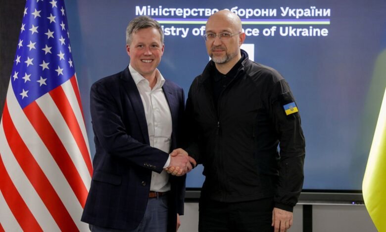 US revives Ukraine-Russia peace push with Zelenskyy on the defensive