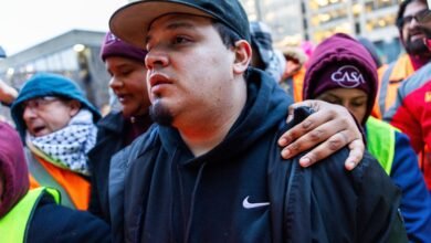 Federal judge prevents the government from detaining Kilmar Abrego García after his release