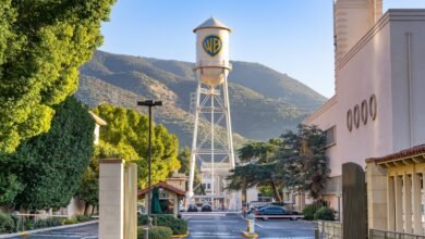 PHOTO: Exteriors and emblematic places of Burbank - 2023