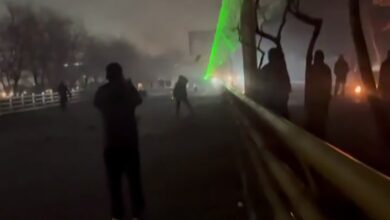 Iran protests: 646 dead, activists say, as Trump weighs military action